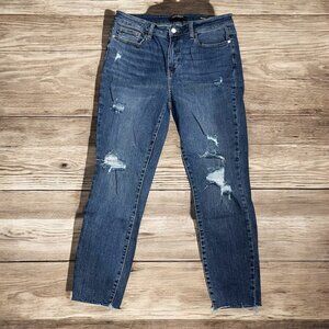 Judy Blue Relaxed Fit Distressed Mid Rise Released Hem Jeans‎ 13/31
